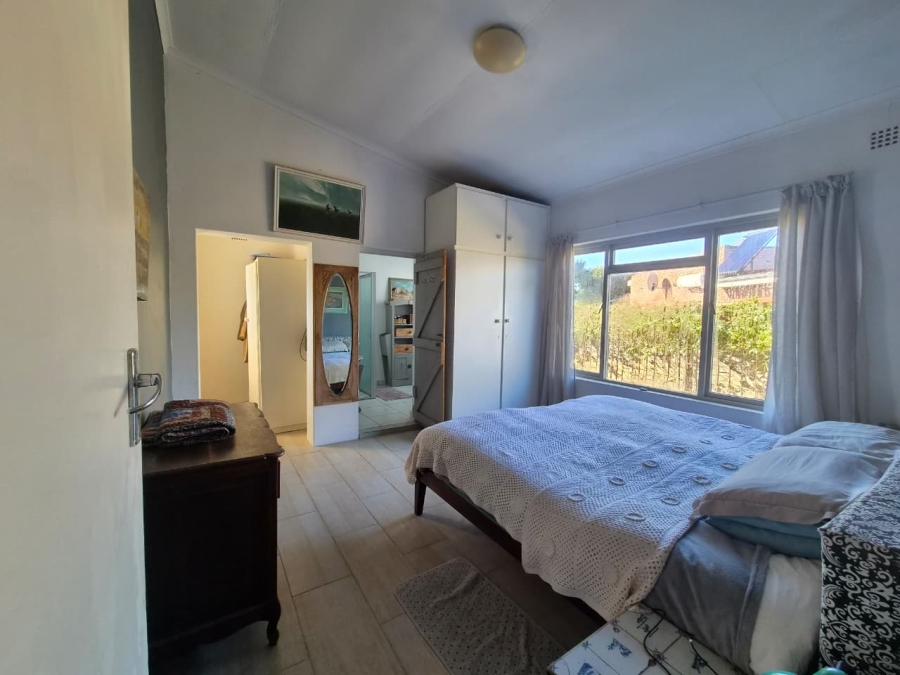 6 Bedroom Property for Sale in Stilbaai Wes Western Cape